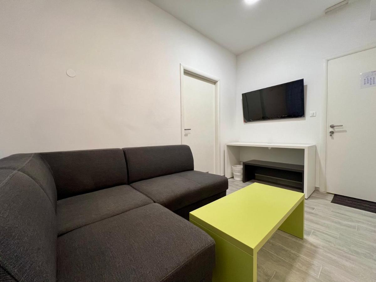 Appa Hostel Zagreb Exterior photo